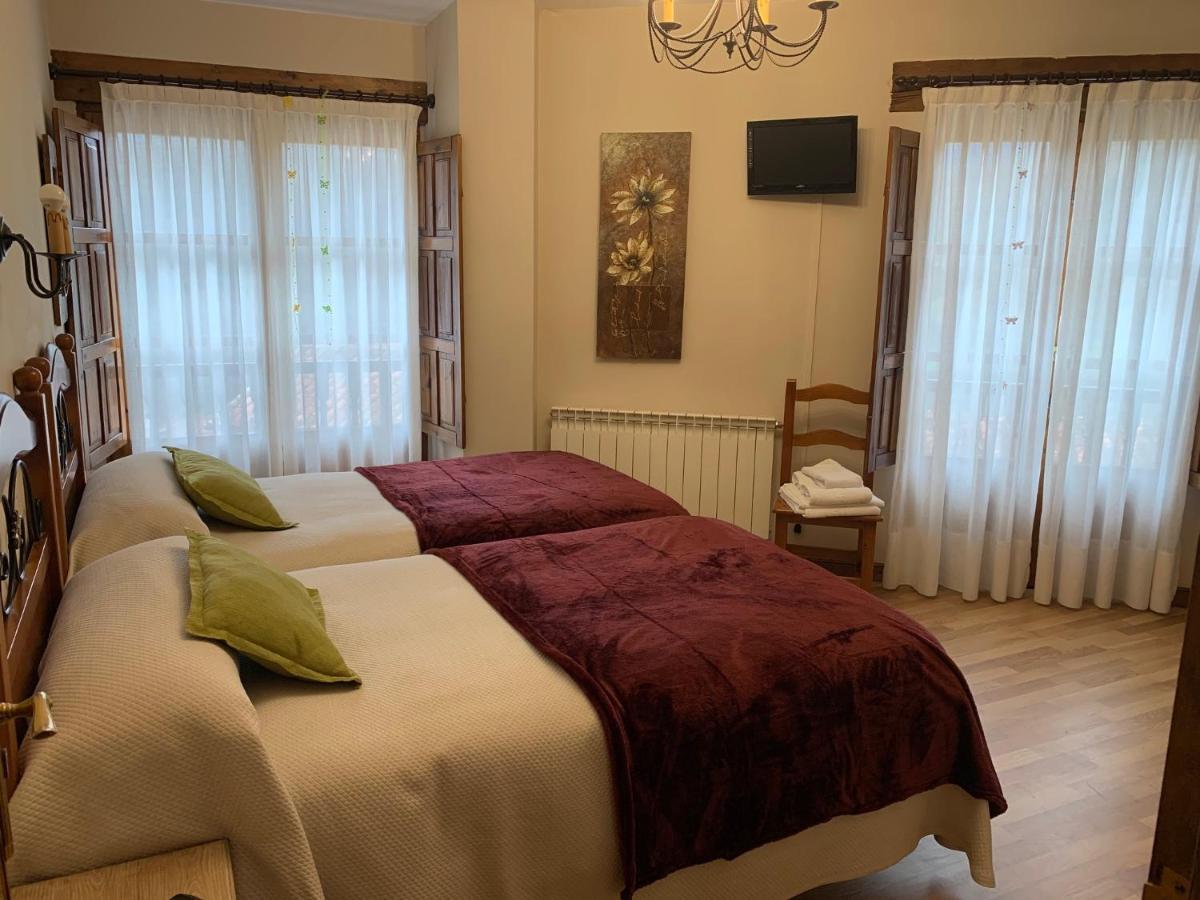 Mirador De Enterrias Otel Dış mekan fotoğraf