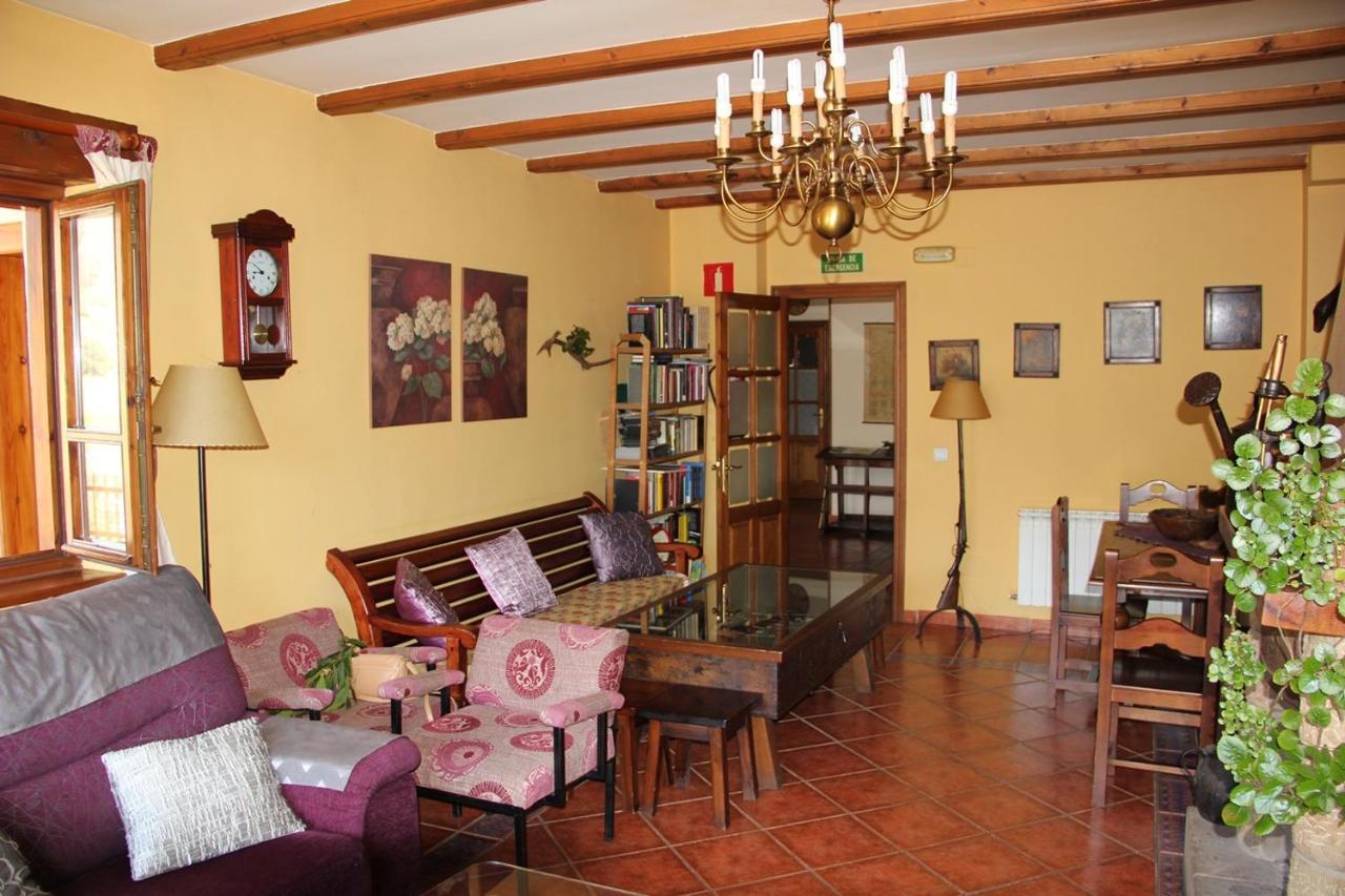 Mirador De Enterrias Otel Dış mekan fotoğraf