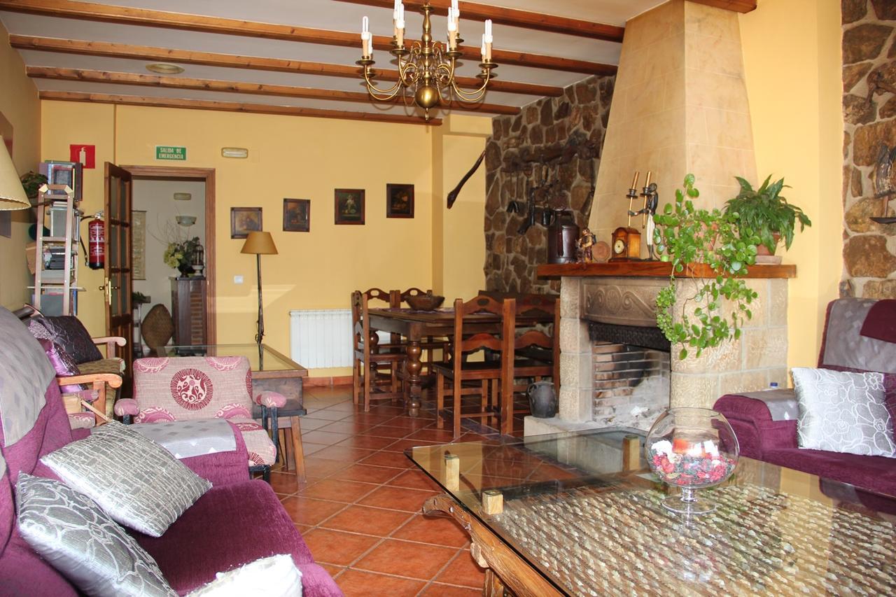 Mirador De Enterrias Otel Dış mekan fotoğraf